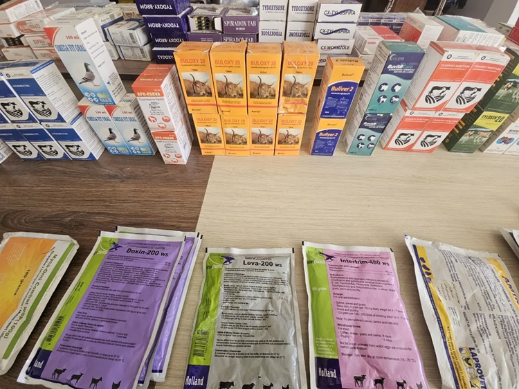 کشف و توقیف داروهای دامی تاریخ مصرف گذشته و غیر مجاز در شهرستان تربت حیدریه