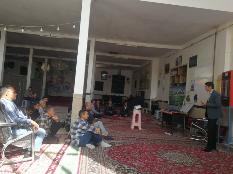 برگزاری کارگاه آموزشی آشنایی با راه های پیشگیری از رخداد بیماری تب برفکی در شهرستان گلبهار