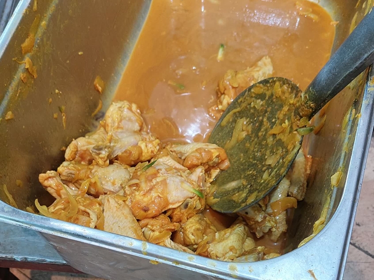  استفاده از رنگ مصنوعی برای طعم دار نمودن فرآورده های خام دامی، ممنوع است